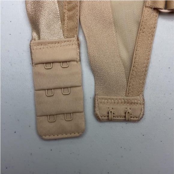 DKNY TAN  Spacer, 34B  *P1016 - Picture 9 of 11